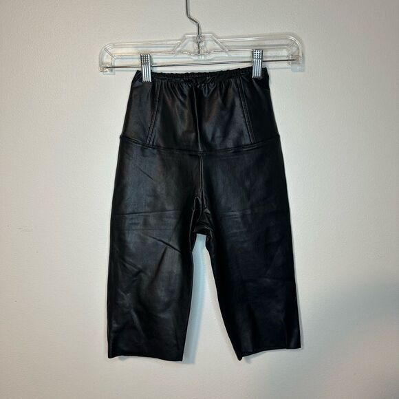 ALLSAINTS Cora Cycling Shorts Leather Raw Hem Sz 0 - Picture 3 of 6